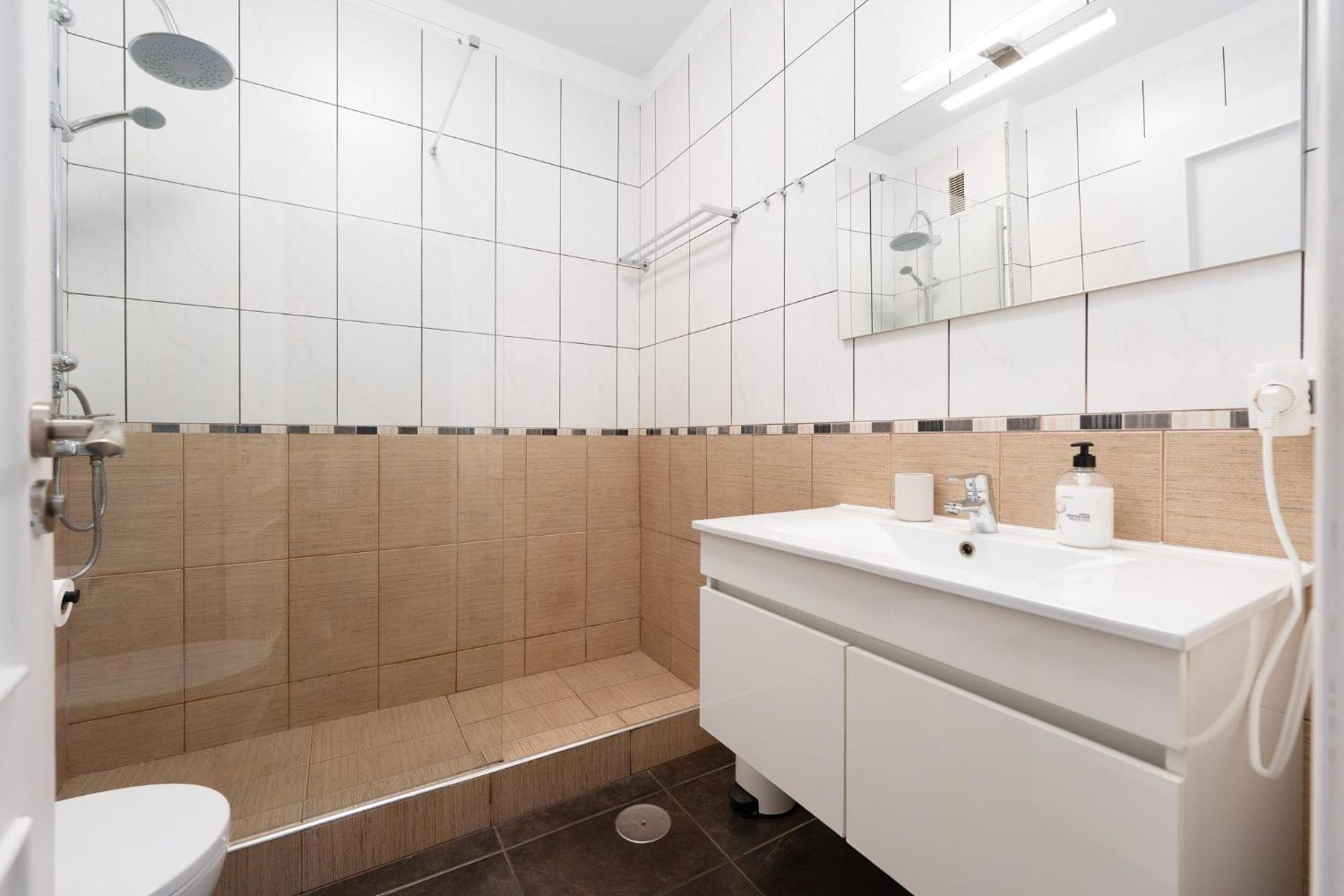 Apartment Clara Fanabe أذيخي المظهر الخارجي الصورة